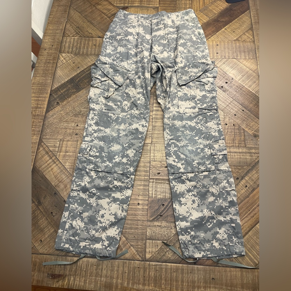 Men's Digital Camo Cargo Pants